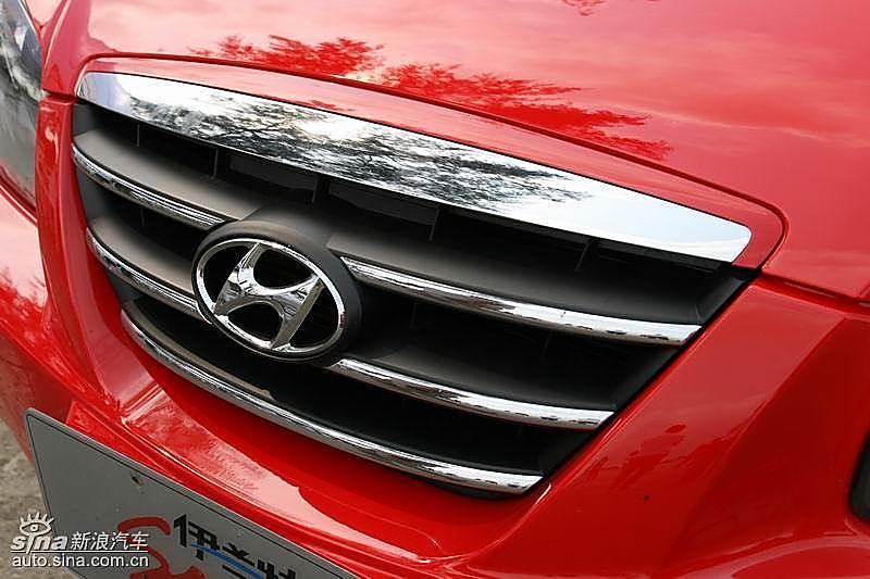 伊兰特Sports外观