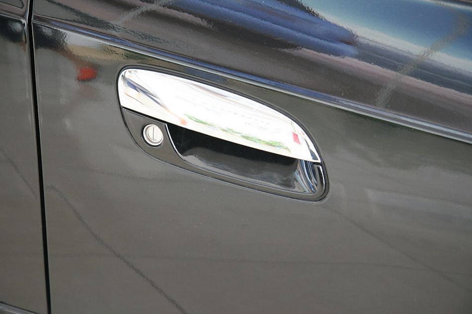 北京现代07款三厢伊兰特车门拉手