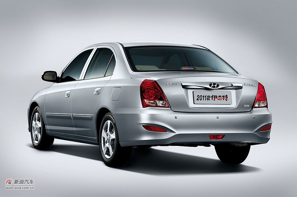 2011款伊兰特外观
