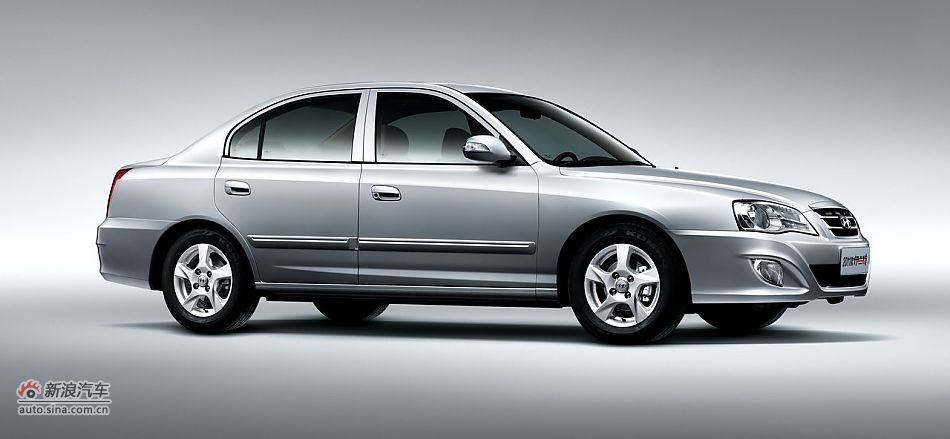 2011款伊兰特外观