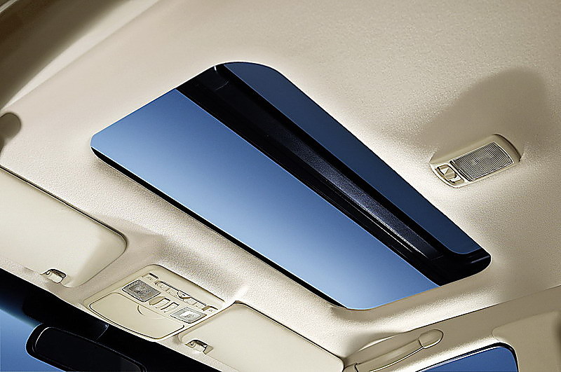 07款伊兰特双开启电动天窗