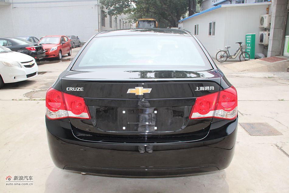 2010款科鲁兹1.6SL天地版自动