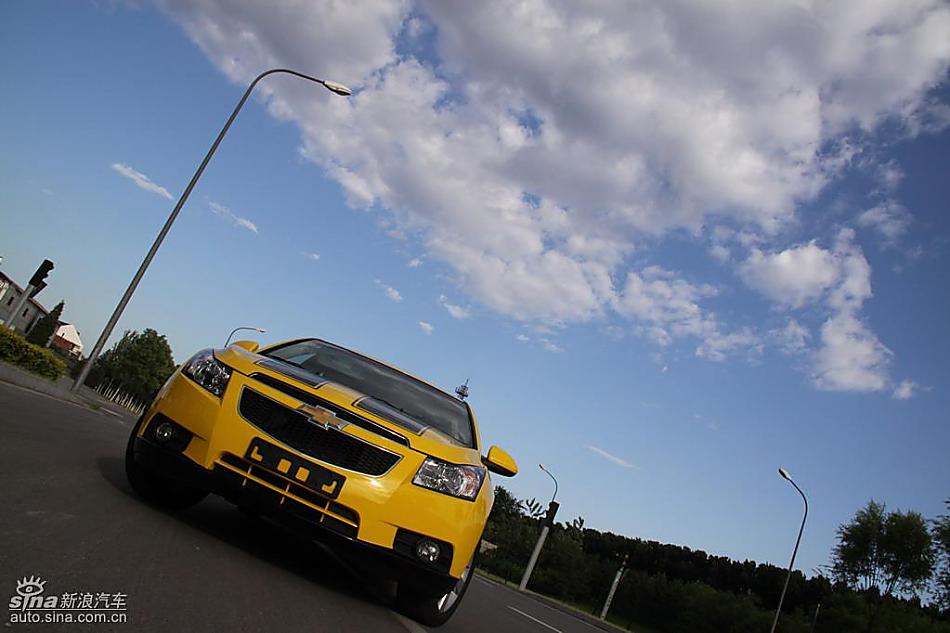 小黄蜂版科鲁兹实拍图