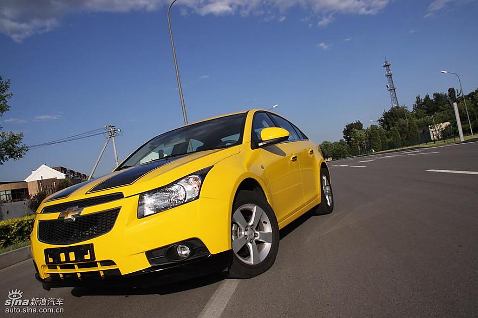 小黄蜂版科鲁兹实拍图