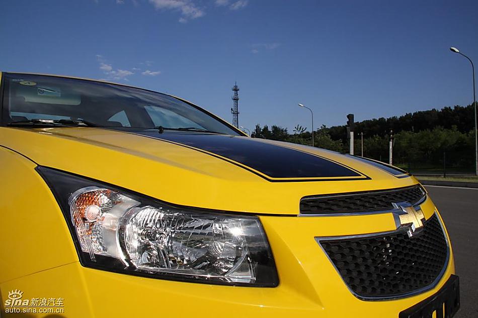 小黄蜂版科鲁兹实拍图