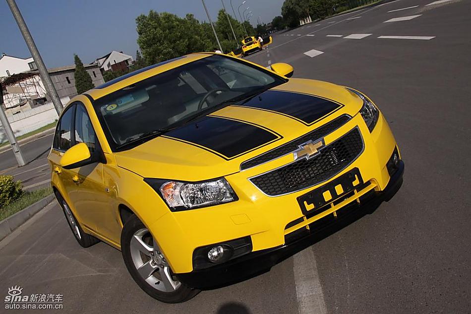 小黄蜂版科鲁兹实拍图