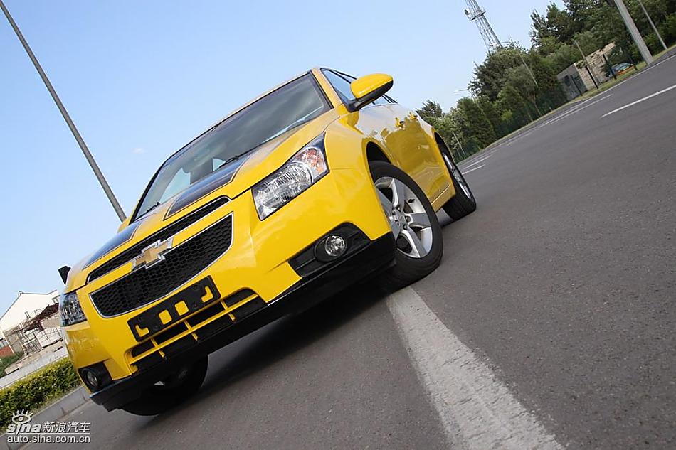 小黄蜂版科鲁兹实拍图