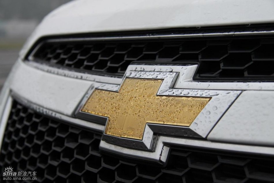 新浪试驾雪佛兰科鲁兹外观实拍图