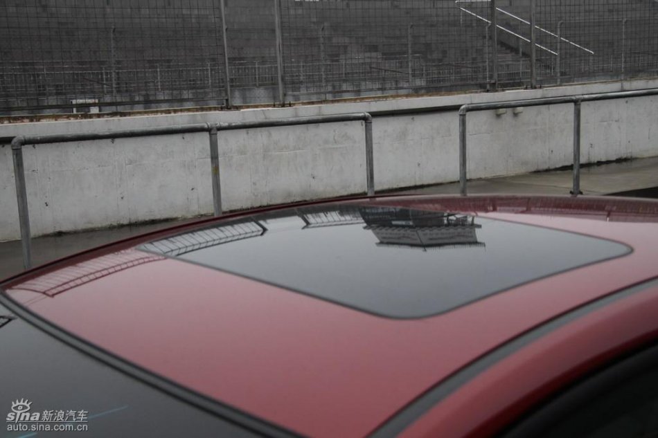 新浪试驾雪佛兰科鲁兹外观实拍图