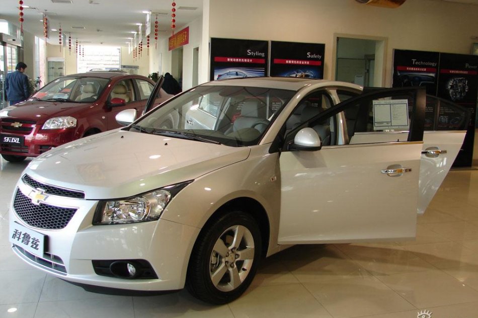 通用雪佛兰科鲁兹到店实拍-外观