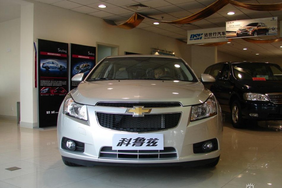 通用雪佛兰科鲁兹到店实拍-外观