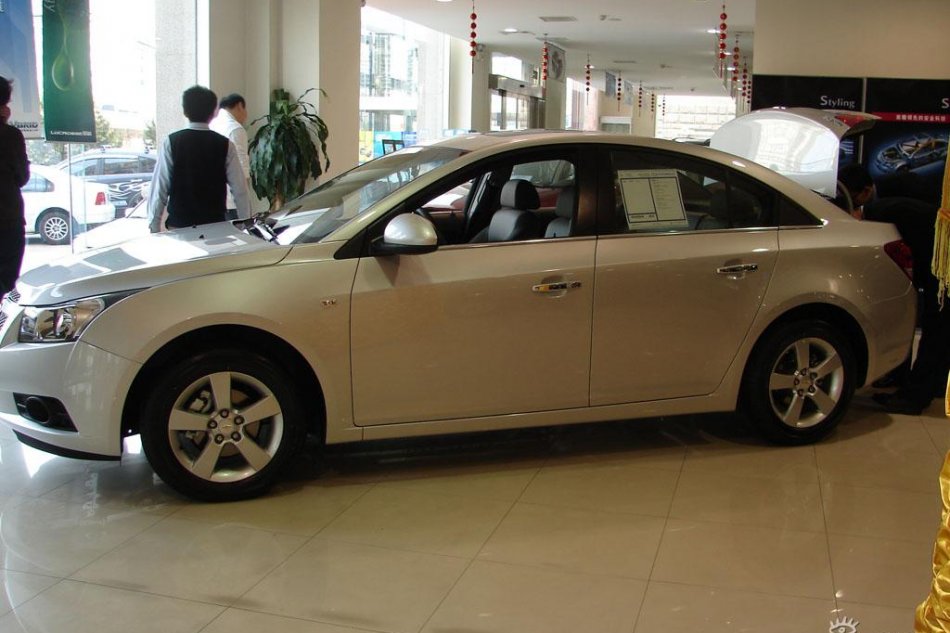 通用雪佛兰科鲁兹到店实拍-外观