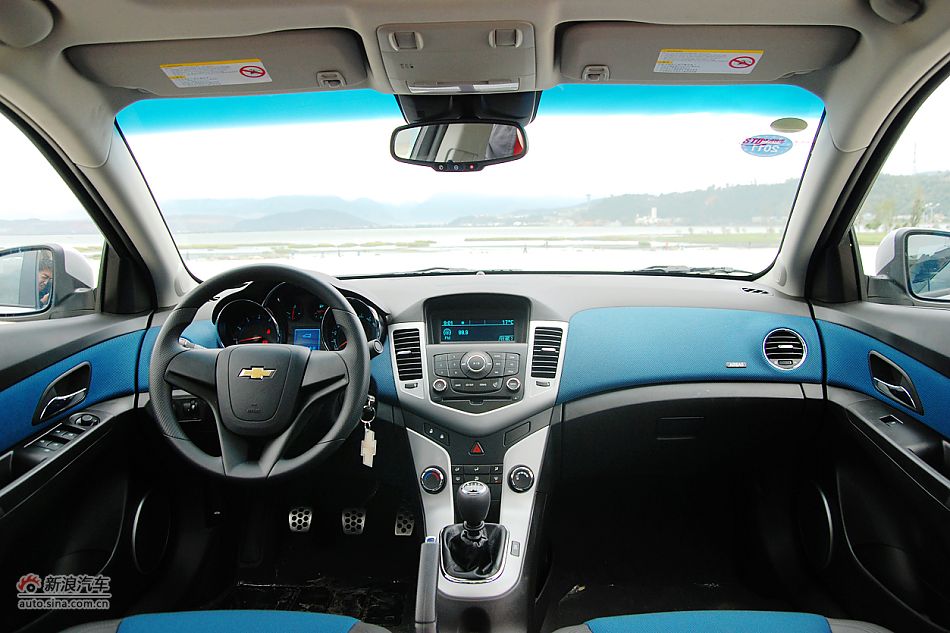 科鲁兹1.6T内饰全景