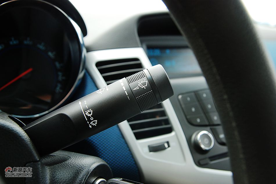 科鲁兹1.6T方向盘