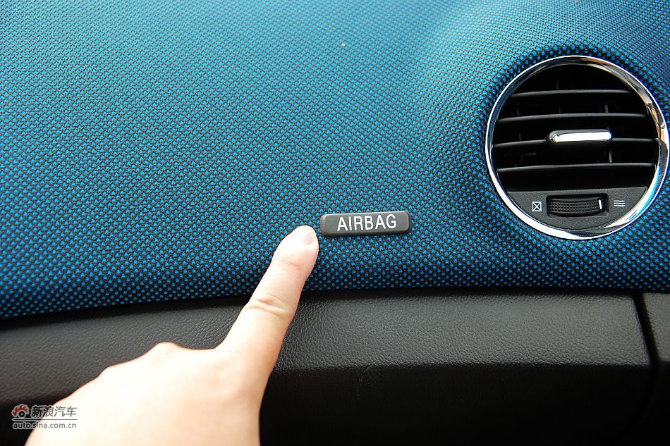 科鲁兹1.6T内饰细节