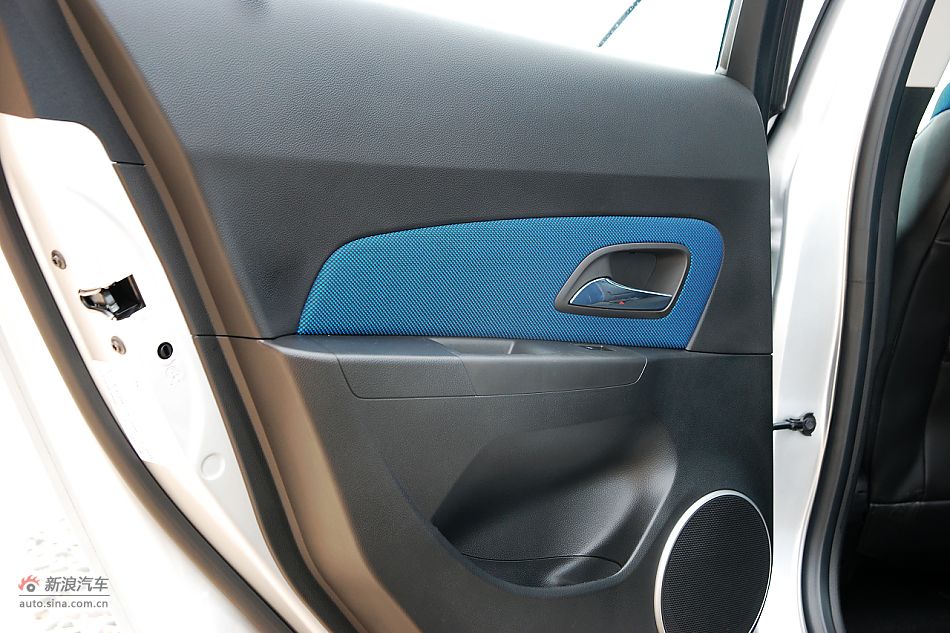 科鲁兹1.6T后侧车门