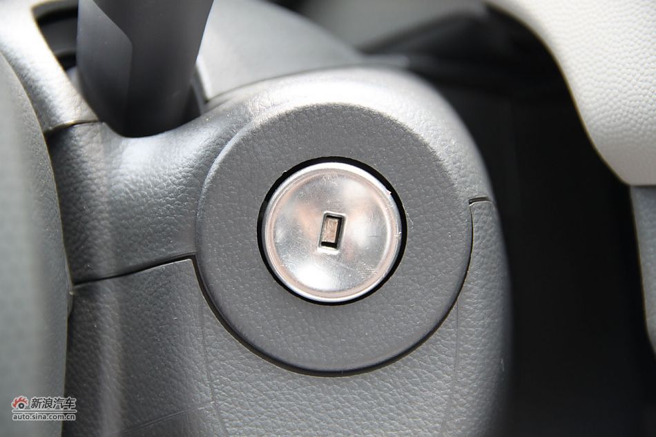 2010款科鲁兹1.6SL天地版自动