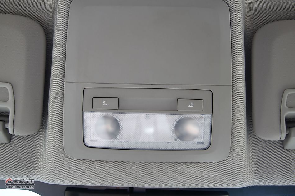 2010款科鲁兹1.6SL天地版自动