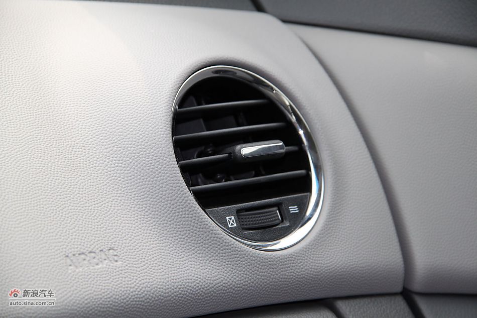 2010款科鲁兹1.6SL天地版自动