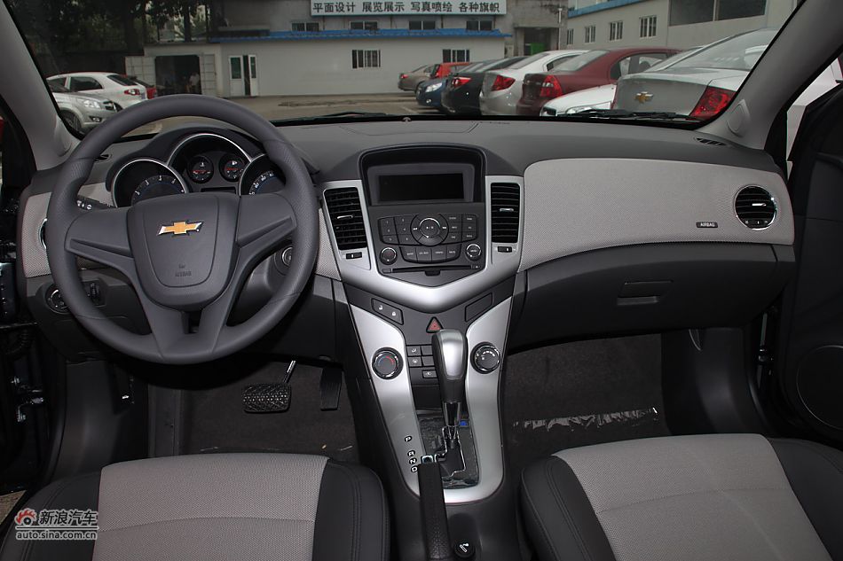 2009款科鲁兹1.8SE自动