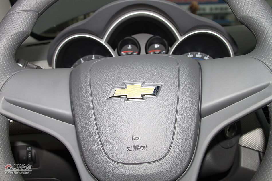 2009款科鲁兹1.8SE自动