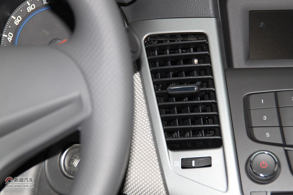 2009款科鲁兹1.8SE自动