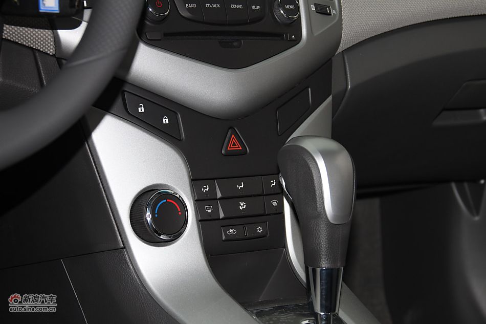 2009款科鲁兹1.8SE自动