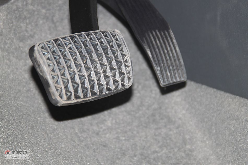 2009款科鲁兹1.8SE自动