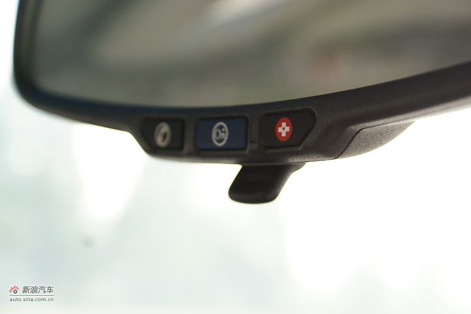 2011款科鲁兹1.6T手动档实拍图