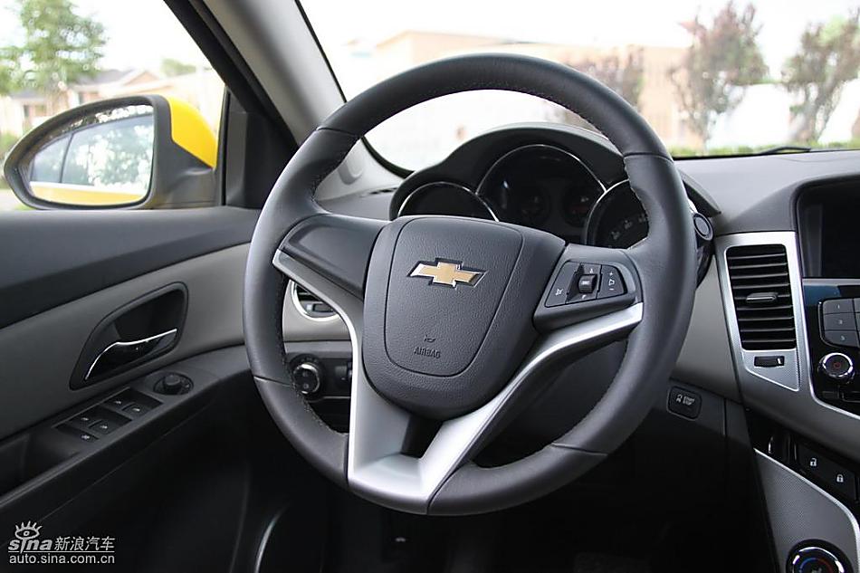 小黄蜂版科鲁兹实拍图内饰