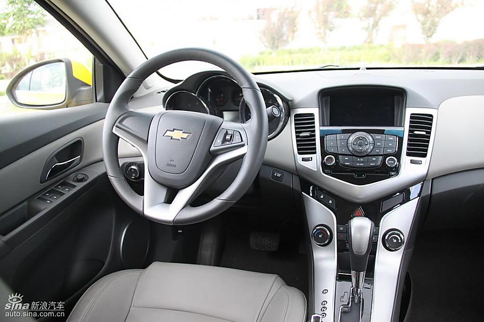 小黄蜂版科鲁兹实拍图内饰