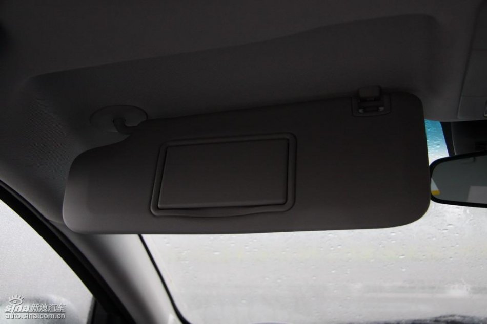 新浪试驾雪佛兰科鲁兹内饰实拍图