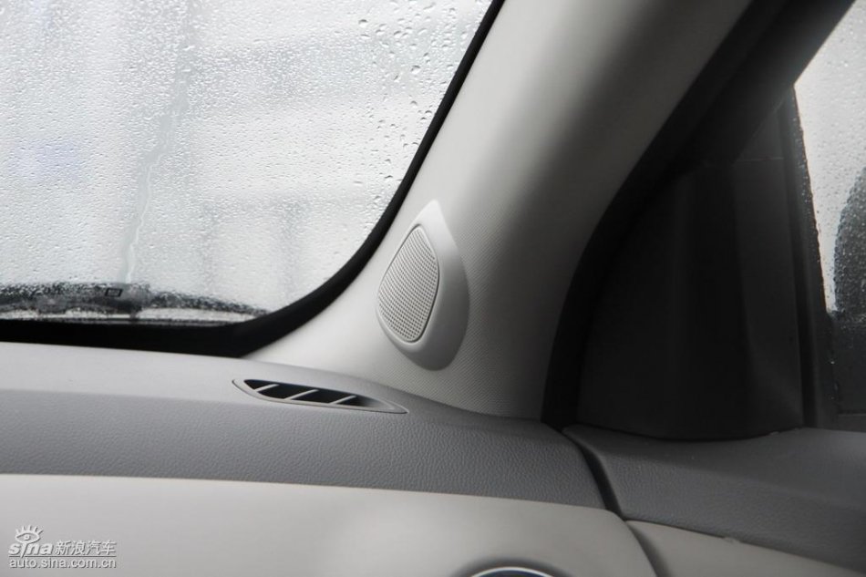新浪试驾雪佛兰科鲁兹内饰实拍图