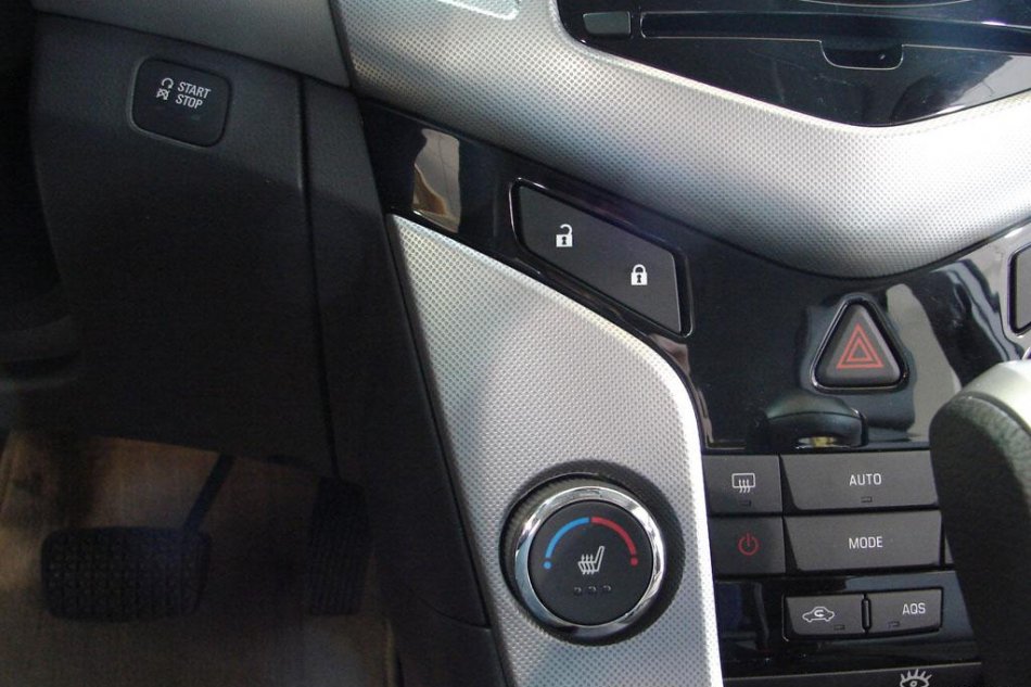 通用雪佛兰科鲁兹到店实拍-内饰