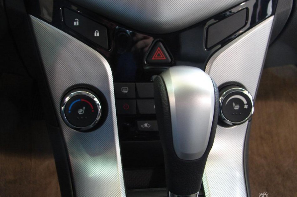 通用雪佛兰科鲁兹到店实拍-内饰