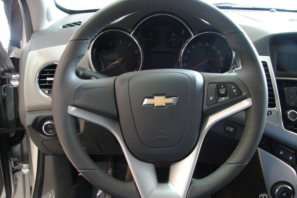 通用雪佛兰科鲁兹到店实拍-内饰