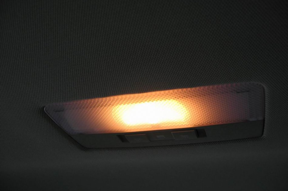 新浪西班牙试驾雪佛兰Cruze科鲁兹