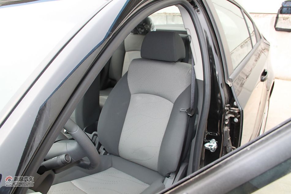 2010款科鲁兹1.6SL天地版自动