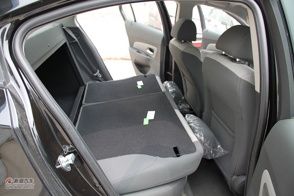 2010款科鲁兹1.6SL天地版自动