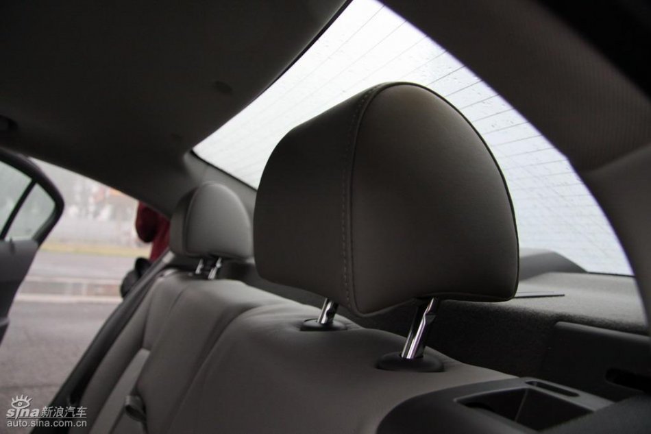 新浪试驾雪佛兰科鲁兹内饰实拍图