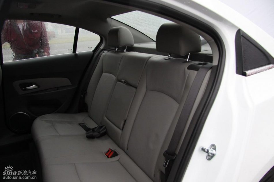 新浪试驾雪佛兰科鲁兹内饰实拍图