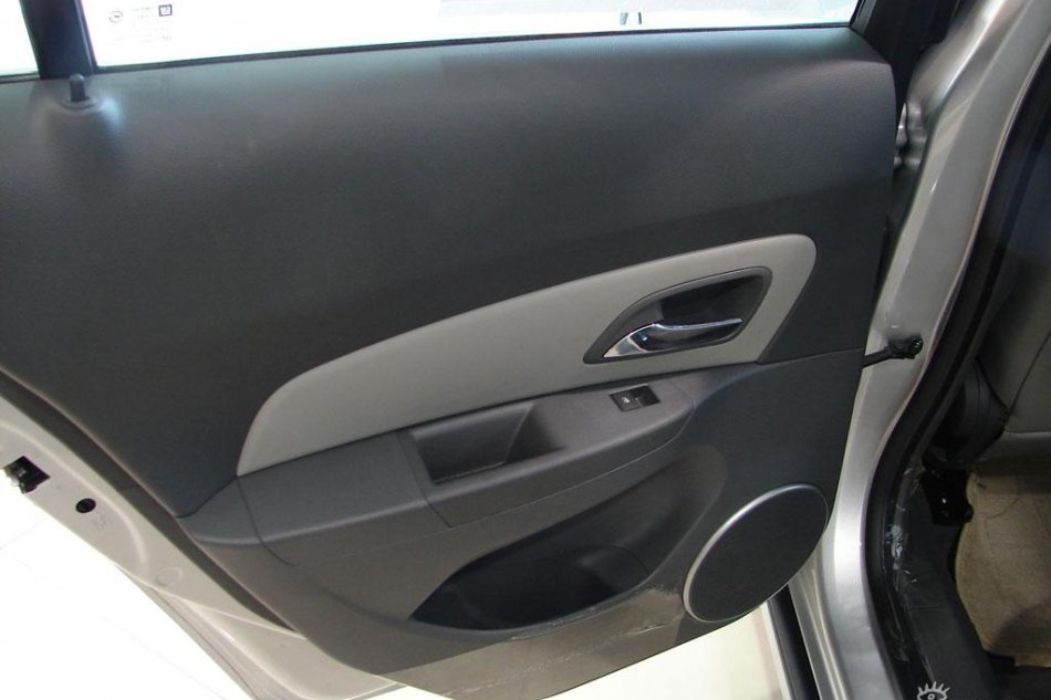 通用雪佛兰科鲁兹到店实拍-内饰