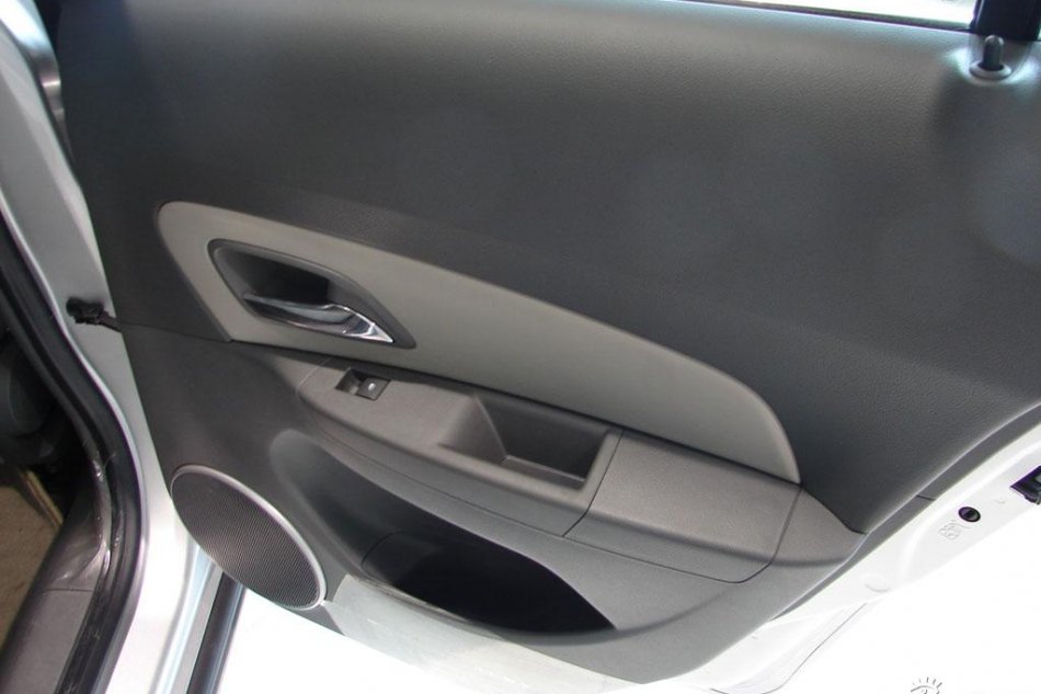 通用雪佛兰科鲁兹到店实拍-内饰