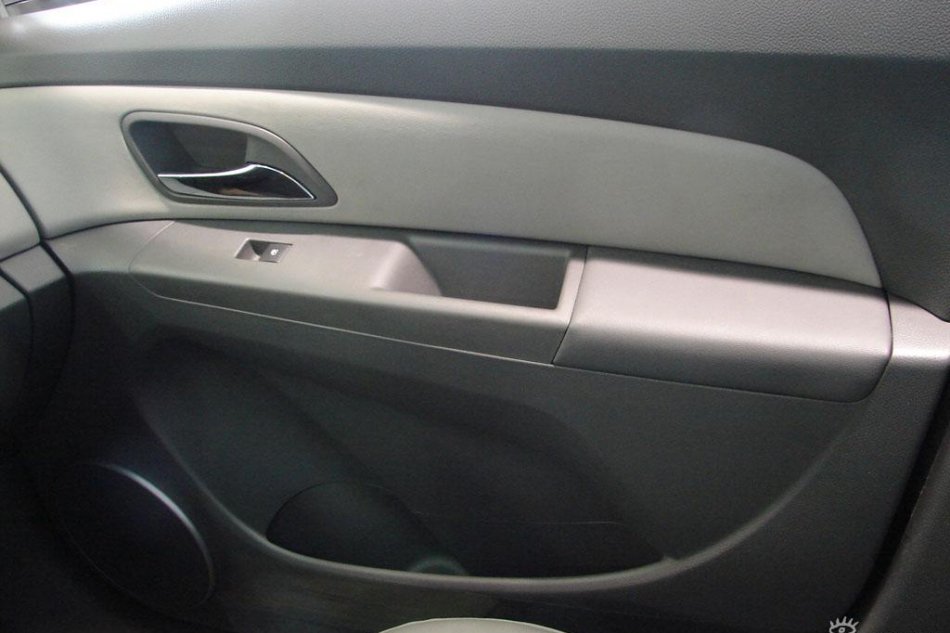 通用雪佛兰科鲁兹到店实拍-内饰