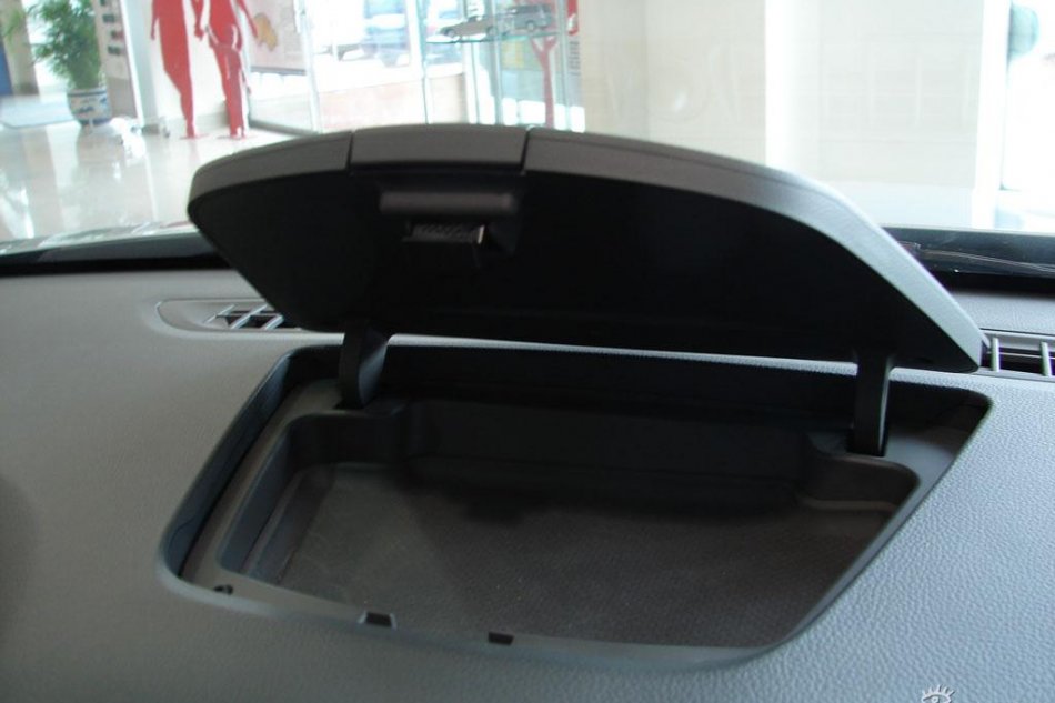 通用雪佛兰科鲁兹到店实拍-内饰