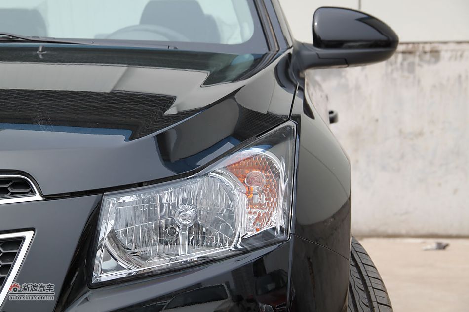 2010款科鲁兹1.6SL天地版自动