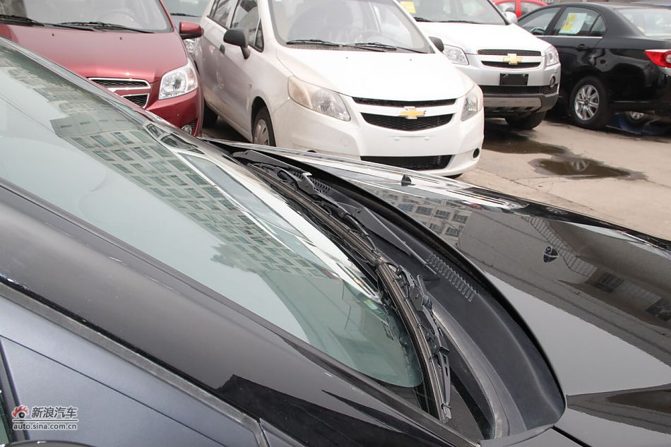 2010款科鲁兹1.6SL天地版自动