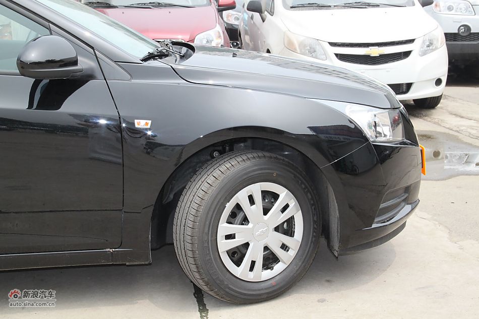 2010款科鲁兹1.6SL天地版自动