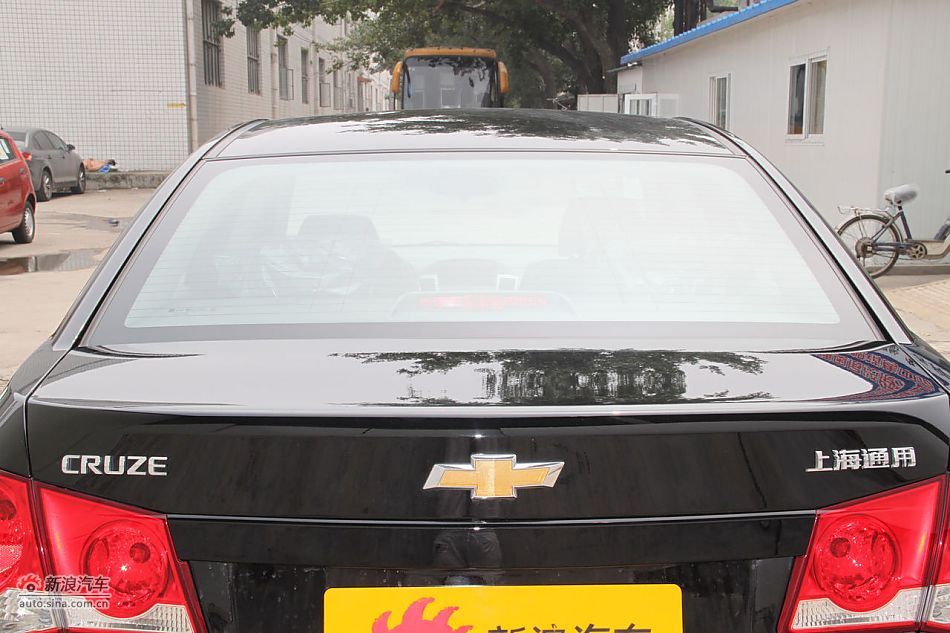 2010款科鲁兹1.6SL天地版自动