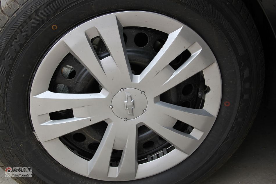 2010款科鲁兹1.6SL天地版自动